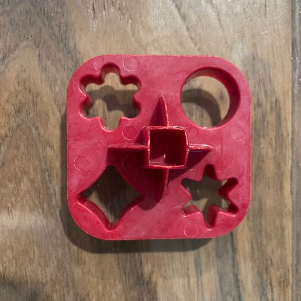 Vintage (1970's) Hand Juicer + Cheese/Cookie Dough Cutter